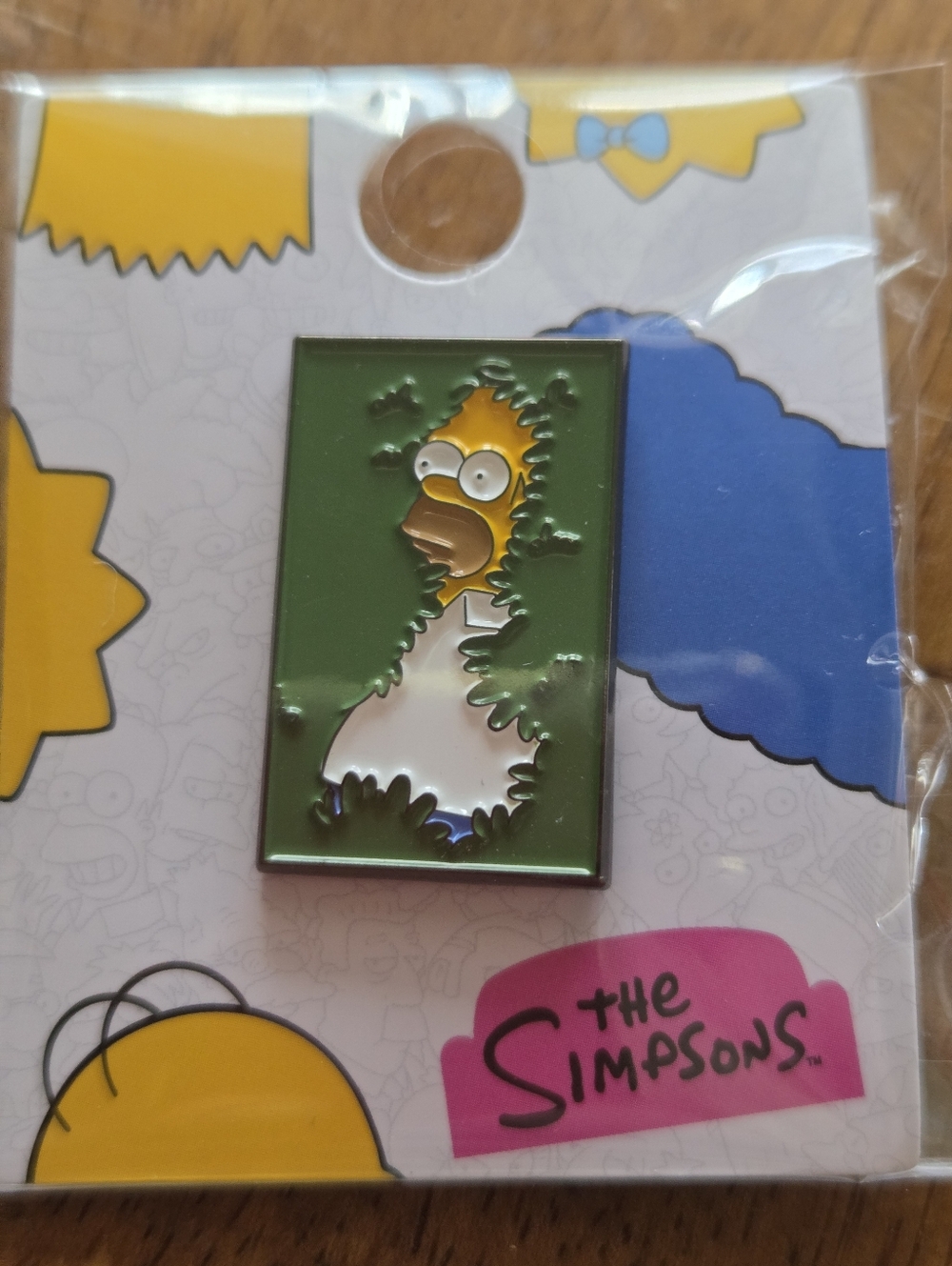 The Simpsons x MLB Homer Bush Lids Exclusive Pin RARE NEW - Picture 3 of 3
